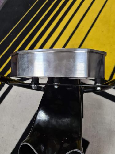 Preview: CNC Schutzcase für das 765 RS Dashboard silber (gefräst)