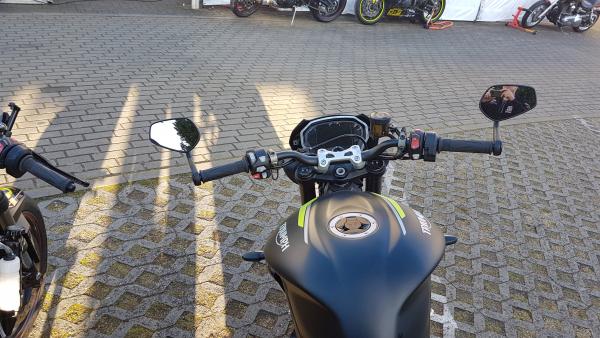 CNC Schutzcase für das 765 RS Dashboard silber (gefräst)